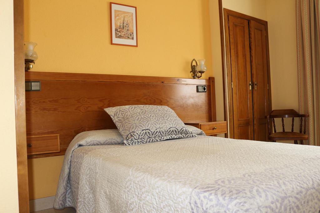 Don Jaime I Y Ii Guest house