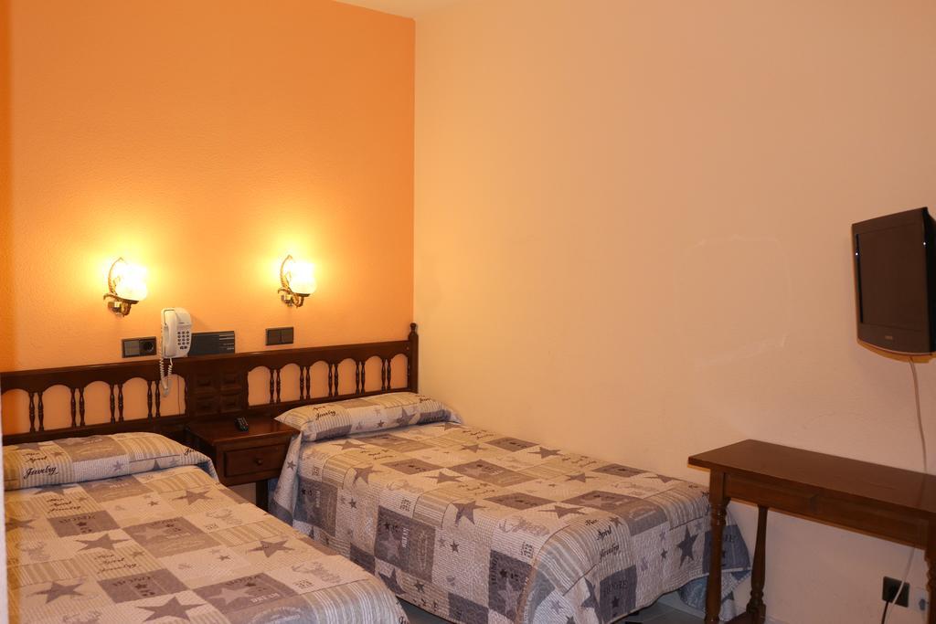 Guest house Don Jaime I Y Ii Segovia
